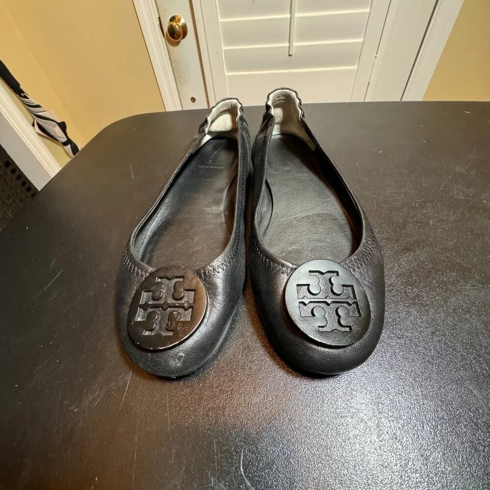 Tory Burch size 7.5 black flats